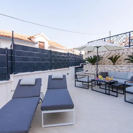 Villa 21 A Trogir Exterior photo